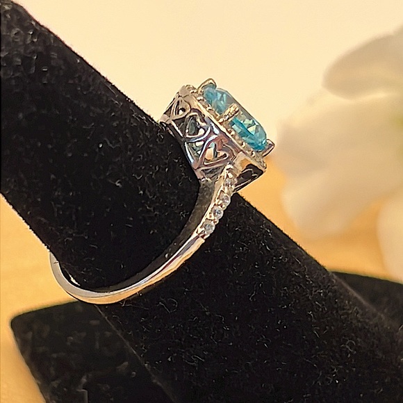 Round-Cut Halo Aquamarine Gemstone & Cubic Zirconia Sterling Silver Ring - Picture 2 of 6